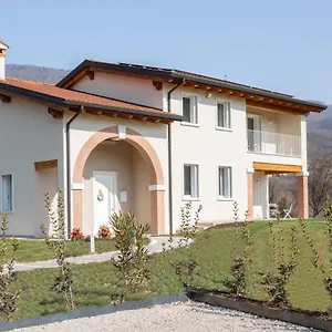 Casa Pralunghi Bed & Breakfast