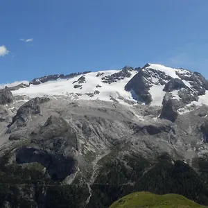 Garnì Il Cirmolo Hotel
